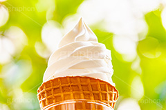 ソフトクリーム,アイスクリーム,クリーム,コーン,ワッフル,ミルク,清凉,夏,涼,冷,アイス,スイーツ,菓子,デザート,おやつ,お菓子,冷菓子,甘い,sweet,summer,chocolate,フルサイズ撮影