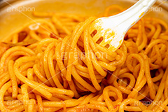 パスタ,ケチャップ,ナポリタン,洋食,麺料理,麺類,麺,フォーク,巻く,コンビニ,pasta,フルサイズ撮影