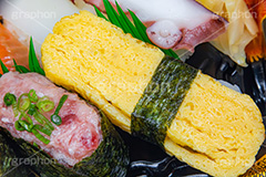 玉子の寿司,たまご,玉子焼き,寿司,すし,寿し,スシ,鮨,鮓,早鮨,米飯,酢飯,ネタ,しゃり,シャリ,握り,にぎり,生鮮,魚介,海鮮,日本食,日本料理,和食,シーフード,ネギトロ,ねぎとろ,軍艦,巻き,のり,海苔,sushi,japanese,seafood,japan,フルサイズ撮影