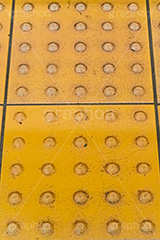 点字ブロック,黄色い線,マナー,ルール,注意,事故,防止,足元,あしもとちゅうい,rule,manner
