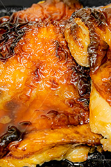照り焼きチキン,テリヤキチキン,照り焼き,チキン,鶏料理,てりやき,テリヤキ,肉,照り,焼き,こげ,焦げ,日本料理,日本食,和食,おかず,惣菜,つまみ,おつまみ,お惣菜,chicken,japan,フルサイズ撮影