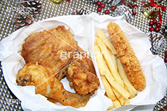 CHRISTMASチキン,クリスマスチキン,チキン,フライドチキント,フライ,鶏,もも,ジューシー,揚げ,ファーストフード,ファストフード,あつあつ,熱々,アツアツ,洋食,サクサク,クリスマス,季節感,イベント,グルメ,冬,パーティー,party,chicken,行事,脂,脂質,肉