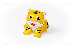 寅の置物,置物,とら年,寅年,寅,虎,とら,トラ,寅キャラクター,タイガー,干支,フィギュア,年賀状,お正月,正月,年明け,新年,ニューイヤー,アニバーサリー,イベント,行事,風習,event,anniversary,japan,tiger,フルサイズ撮影