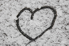 雪にハート,ハート,はーと,雪,ゆき,積,跡,冬,告白,プロポーズ,ロマンチック,恋愛,失恋,恋,愛,プリ画,ウェディング,プロポーズ,バレンタイン,ホワイトデー,ポエム,LOVE,heart,snow,winter,wedding,propose,valentine,whiteday,poem,フルサイズ撮影