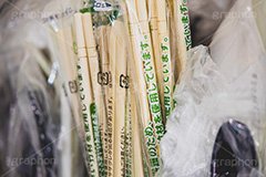 割り箸,割りばし,はし,箸,お箸,テイクアウト,使い捨て,無料,店舗,店,サービス,エコ,プラ,japan,フルサイズ撮影