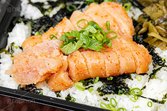 めんたいご飯,明太子ご飯,明太ご飯,明太子,明太,たらこ,鱈子,辛子明太子,福岡名物,博多名物,博多明太子,ご飯,刻み海苔,きざみのり,ねぎ,ネギ,弁当,お弁当,どんぶり,丼,和食,日本食,日本料理,ソウルフード,japan,soulfood,フルサイズ撮影