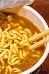 カップ麺,カップ,カップラーメン,ラーメン,らーめん,麺,麺類,中華麺,麺料理,国民食,日本拉麺,即席,インスタント,家系,豚骨醬油,割りばし,割り箸,Ramen,Chinese noodles,フルサイズ撮影