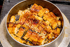ひつまぶし,名古屋めし,ウナギ,釜めし,釜飯,うなぎ,鰻,蒲焼,かば焼き,土用の丑の日,土用,丑の日,夏,和食,日本食,日本料理,ごはん,ご飯,スタミナ,性,季節感,照り,ツヤ,たれ,タレ,ごま,胡麻,ゴマ,サマー,ソウルフード,summer,japan,rice,soulfood,フルサイズ撮影