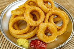 オニオンリング,フライドオニオン,オニオンフライ,フライ,オニオン,たまねぎ,タマネギ,玉ねぎ,揚げ,ファーストフード,ファストフード,リング,洋食,さくさく,サクサク,油,おやつ,つまみ,おつまみ,ring,onion