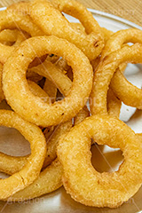 オニオンリング,フライドオニオン,オニオンフライ,フライ,オニオン,たまねぎ,タマネギ,玉ねぎ,揚げ,ファーストフード,ファストフード,リング,洋食,さくさく,サクサク,油,おやつ,つまみ,おつまみ,ring,onion