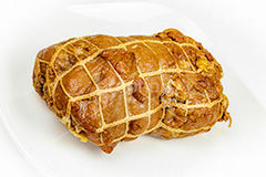 チャーシュー,おつまみチャーシュー,つまみ,おつまみ,焼き豚,焼豚,煮豚,ブロック肉,ポーク,肉,豚肉,脂,タレ,タコ糸,惣菜,お惣菜,おかず,フルサイズ撮影