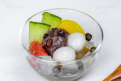 あんみつ,蜜豆,みつまめ,寒天,かんてん,フルーツ,オレンジ,メロン,グレープフルーツ,ピンクグレープフルーツ,和菓子,スイーツ,デザート,おやつ,休憩,甘味,甘味処,白玉,あんこ,あずき,粒あん,つぶあん,小豆,和,和風,和食,お菓子,菓子,japan,フルサイズ撮影