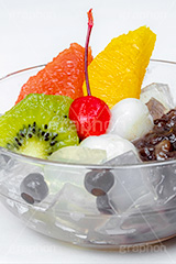 あんみつ,蜜豆,みつまめ,寒天,かんてん,フルーツ,オレンジ,メロン,サクランボ,さくらんぼ,グレープフルーツ,ピンクグレープフルーツ,キウイ,キウイフルーツ,和菓子,スイーツ,デザート,おやつ,休憩,甘味,甘味処,白玉,あんこ,あずき,粒あん,つぶあん,小豆,和,和風,和食,お菓子,菓子,japan,フルサイズ撮影