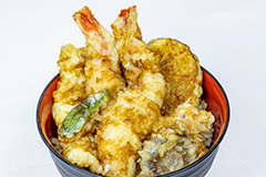 天丼,天どん,天ぷら,てんぷら,丼,どんぶり,天ぷらの盛り合わせ,天麩羅,和食,日本食,揚げ物,盛り合わせ,盛合せ,えび天,海老天,えび,エビ,海老,キス,さつま芋,サツマイモ,ししとう,シシトウ,椎茸,シイタケ,しいたけ,かき揚げ,japan,フルサイズ撮影