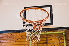 バスケットゴール,バスケットボール,バスケット,ゴール,ネット,スポーツ,競技,運動,体育,体育館,部活,学校,sports,basketball,フルサイズ撮影