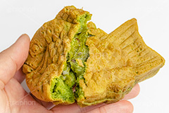 抹茶たい焼き,たいやき,たい焼き,鯛焼き,タイヤキ,抹茶,あずき,小豆,焼き,和菓子,和,和風,甘味,日本料理,菓子,お菓子,スイーツ,おやつ,スイート,甘い,デザート,粉もん,割る,sweet,japan