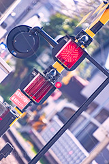 踏切,ふみきり,線路沿い,鉄道,電車/鉄道,交通,標識,ルール,マナー,事故,事件,遅延,ニュース,標示,注意,青空,train