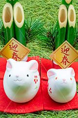 うさぎの置物,置物,飾り,卯年,卯,うさぎ,ウサギ,兎,兔,ラビット,干支,門松,親子,迎春,フィギュア,和風,年賀状,お正月,正月,お正月飾り,年明け,新年,ニューイヤー,アニバーサリー,イベント,行事,風習,event,anniversary,japan,rabbit