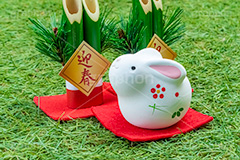 うさぎの置物,置物,飾り,卯年,卯,うさぎ,ウサギ,兎,兔,ラビット,干支,門松,迎春,フィギュア,和風,年賀状,お正月,正月,お正月飾り,年明け,新年,ニューイヤー,アニバーサリー,イベント,行事,風習,event,anniversary,japan,rabbit