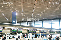 成田空港,narita,なりた,成田,空港,航空,航空路,到着,出発,発着,エアライン,航空会社,ターミナル,国内線,国際線,路線,ハブ,景気,アジア,亜細亜,ビルディング,建物,建造,ビジネス,事業,企業,業務,チェックイン,チェック,チェックする,カウンタ,カウンター,旅行,旅,travel