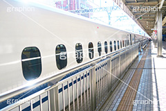 新幹線,しんかんせん,ひかり,東海道,N700,700系,駅のホーム,新横浜駅,電車,鉄道,でんしゃ,電車/鉄道,旅行,旅,乗り物,travel,JR,train