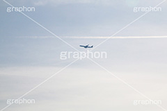 飛行機＆飛行機雲,飛行機,ひこうき,飛行機雲,ひこうきぐも,空,飛ぶ,プロペラ,青空,航空
