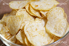 バーベキュー味チップス,バーベキュー,BBQ,ポテトチップス,ポテトチップ,ぽてち,ポテチ,スナック,菓子,スイーツ,おやつ,つまむ,塩,しょっぱい,油,お菓子,ジャンクフード