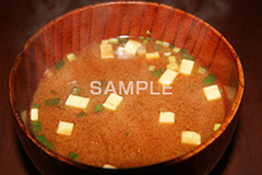 味噌汁,みそ汁,とうふ,豆腐,ねぎ,ネギ,和食,お袋,みそ,ミソ,味噌,湯気,日本食,日本料理,和食,スープ,ミソスープ,味噌スープ,汁,soup,miso,japan,大豆