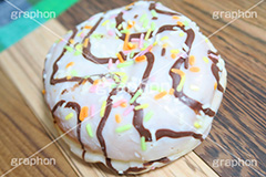イースタードーナツ,ドーナツ,ドーナッツ,イースター,エッグ,たまご,卵,玉子,復活祭,春,ポップ,POP,texture,アメリカン,カラフル,チョコ,スイーツ,sweet,donut,おやつ,デザート,easter,egg,event,行事,風習