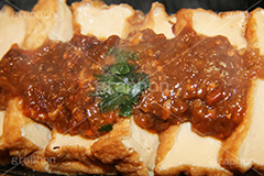 豆腐,とうふ,トウフ,揚げ豆腐,味噌,田楽,惣菜,日本料理,日本食,和食,おかず,湯気,お惣菜,お惣菜,japan,大豆