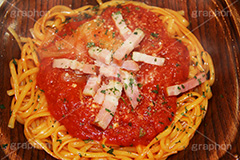 トマトパスタ,パスタ,ベーコン,パセリ,コンビニ,洋食,トマトソース,麺料理,麺類,チン,tomato,lycopene,リコピン