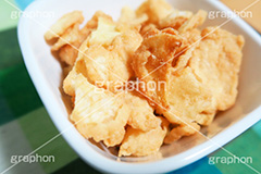 オニオンチップス,オニオン,タマネギ,玉ねぎ,たまねぎ,玉葱,菓子,スナック,チップス,スイーツ,sweet,おやつ,お菓子,つまみ,おつまみ