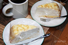 ミルクレープでお茶,ミルクレープ,お茶,コーヒー,coffee,クレープ,ミルフィーユ,クリーム,生クリーム,cream,甘い,シュガー,sugar,スイーツ,sweet,おやつ,デザート,食後,茶会