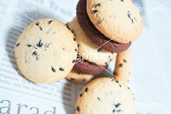 チョコ＆しおごまクッキー,チョコ,チョコレート,chocolate,塩,しお,ソルト,ごま,ゴマ,胡麻,お菓子,お茶請け,クッキー,洋菓子,菓子,甘い,しょっぱい,砂糖,ホワイトデー,whiteday