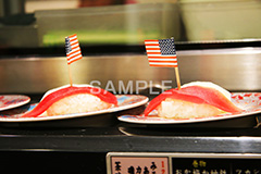 回転寿司,回転ずし,寿司,すし,寿し,スシ,鮨,鮓,早鮨,早ずし,米飯,酢飯,ネタ,しゃり,シャリ,握り,にぎり,生鮮,魚介,海鮮,日本食,日本料理,和食,江戸前,赤身,いか,イカ,回転,国旗,アメリカ,旗,まぐろ,マグロ,シーフード,刺身,sushi,japanese,seafood,japan
