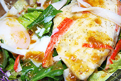 サラダ,さらだ,salad,ベーコン,ペッパー,胡椒,ホウレンソウ,ほうれん草,ほうれんそう,半熟,温玉,たまご,卵,タマゴ,玉子,とろとろ,とろける,ヘルシー,healthy,前菜,チキン,chicken