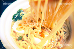 ラーメン(ヴィンテージ),トイカメラ撮影,トイカメラ,ヴィンテージ,ビンテージ,レトロ,お洒落,おしゃれ,オシャレ,味わい,トンネル効果