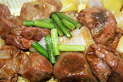 レバー炒め,鶏,レバー,にんにくの芽,にんにく,ネギ,ねぎ,つまみ,居酒屋,日本料理,和食,日本食,惣菜,おかず,肉,おつまみ,お惣菜,japan