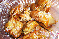 レバー,炒め,鶏,レバー,おかず,つまみ,居酒屋,日本料理,和食,日本食,惣菜,肉,おつまみ,お惣菜,japan