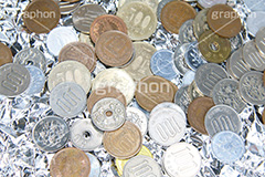 小銭,お金,かね,円,日本円,マネー,金銭,日本のお金,お金がない,財産,返済,貯金,借金,両替,キャッシュ,現金,銭,100円,100円玉,百円,500円,500円玉,五百円,money,yen,coin,コイン,経理,事務,経済